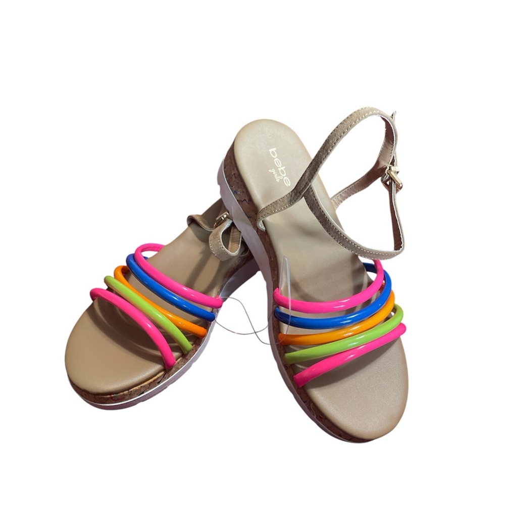 Bebe girls rainbow sandals NEW
Size 5 side buckle